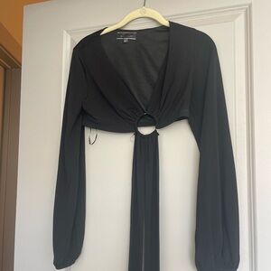 Black long sleeve crop top